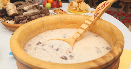 Үлкен сиськи порно фото Мастардың шешініп жатқан суреттері