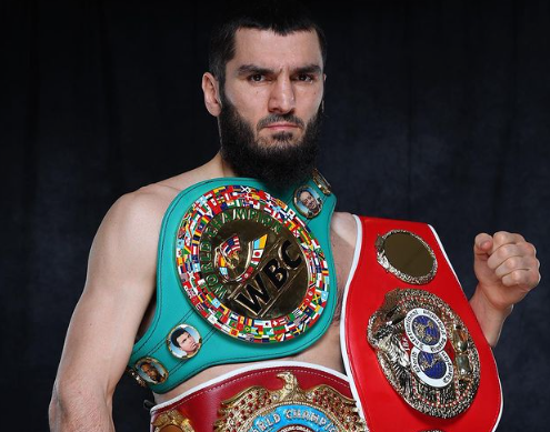 Артур Бетербиев