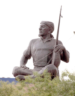 Байланған құлға қожайын баулар